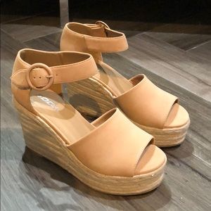 Nude Wedges- never worn
